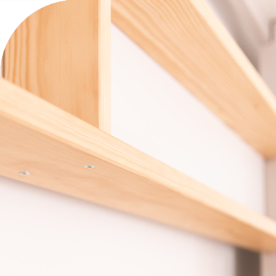 Focus produit sur l' étagère du lit escamotable Juno